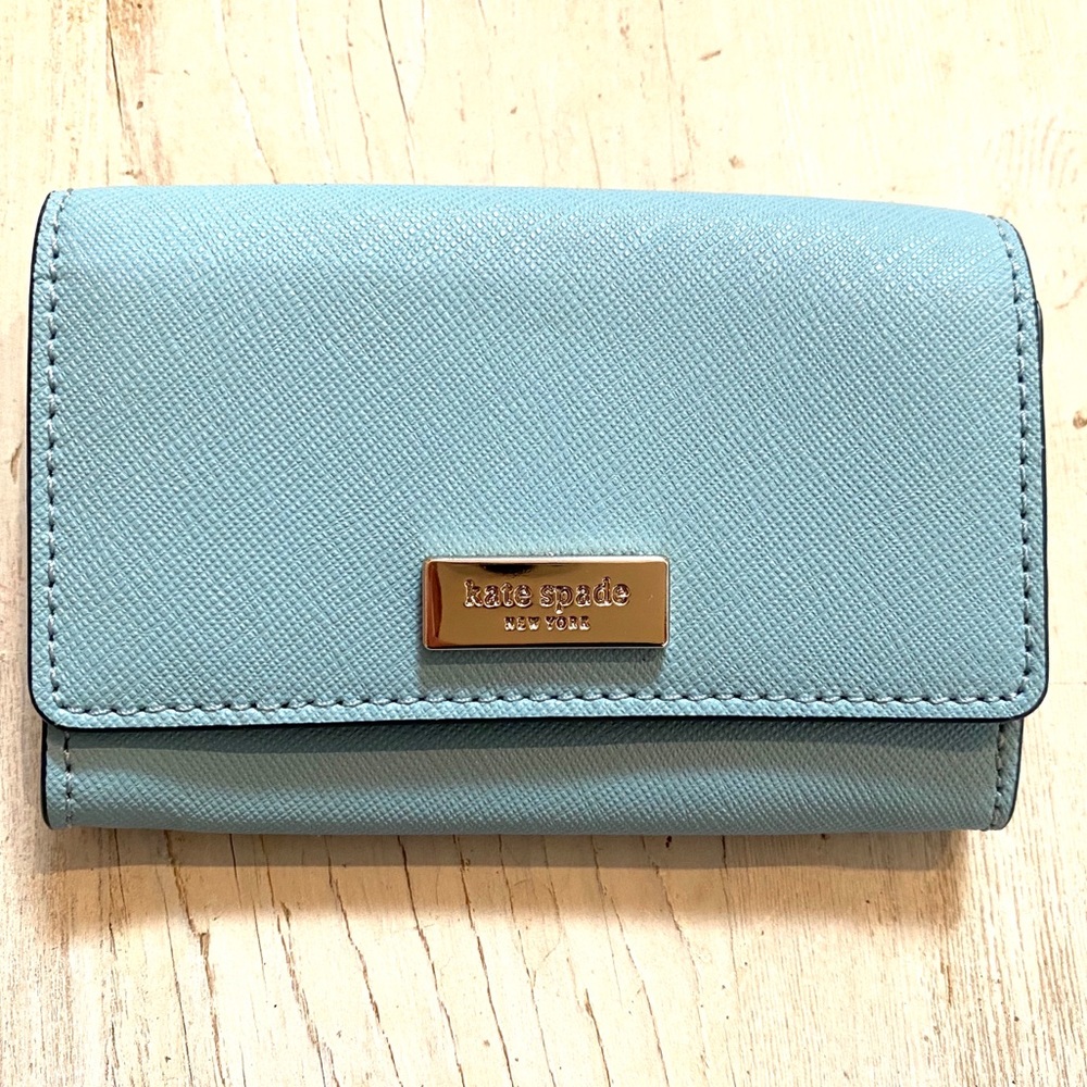 🐳NWOT KATE SPADE Saffiano Leather Card Wallet🐳